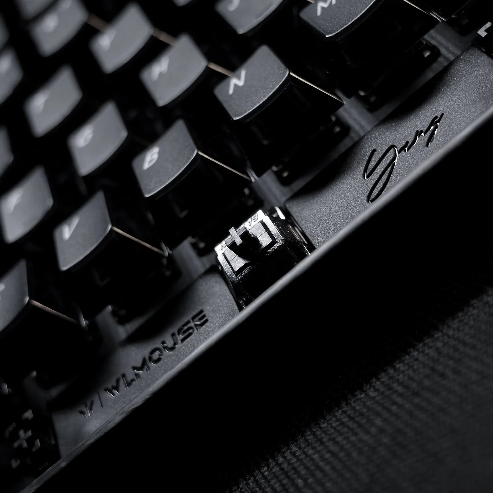 WLMOUSE YING75 HE Forged Carbon Fiber Keyboard