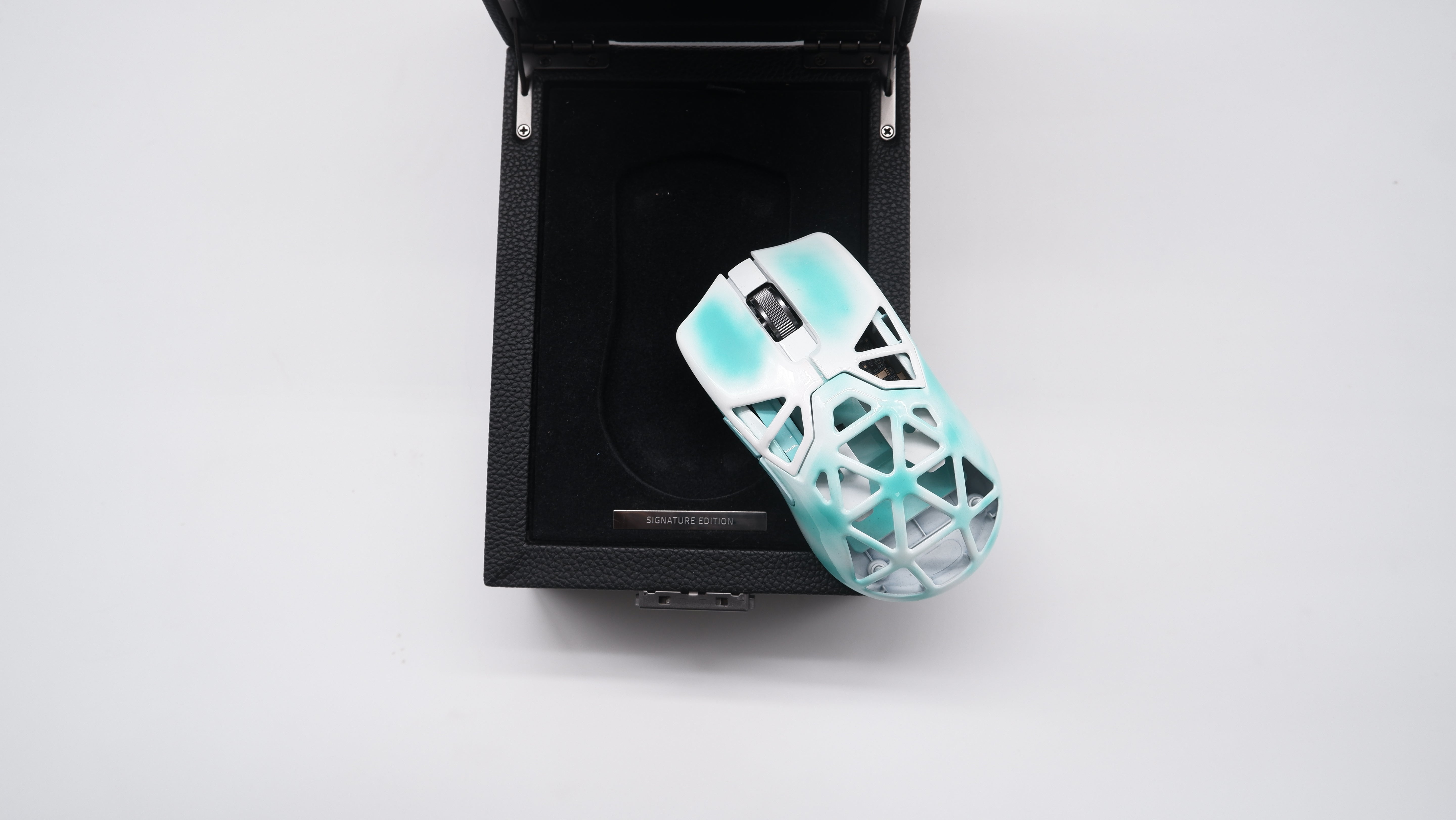 [Custom Mouse][Mint Green]Razer Viper Mini Signature Edition 8K Gaming Mouse Mint Green Custom Gaming Mouse
