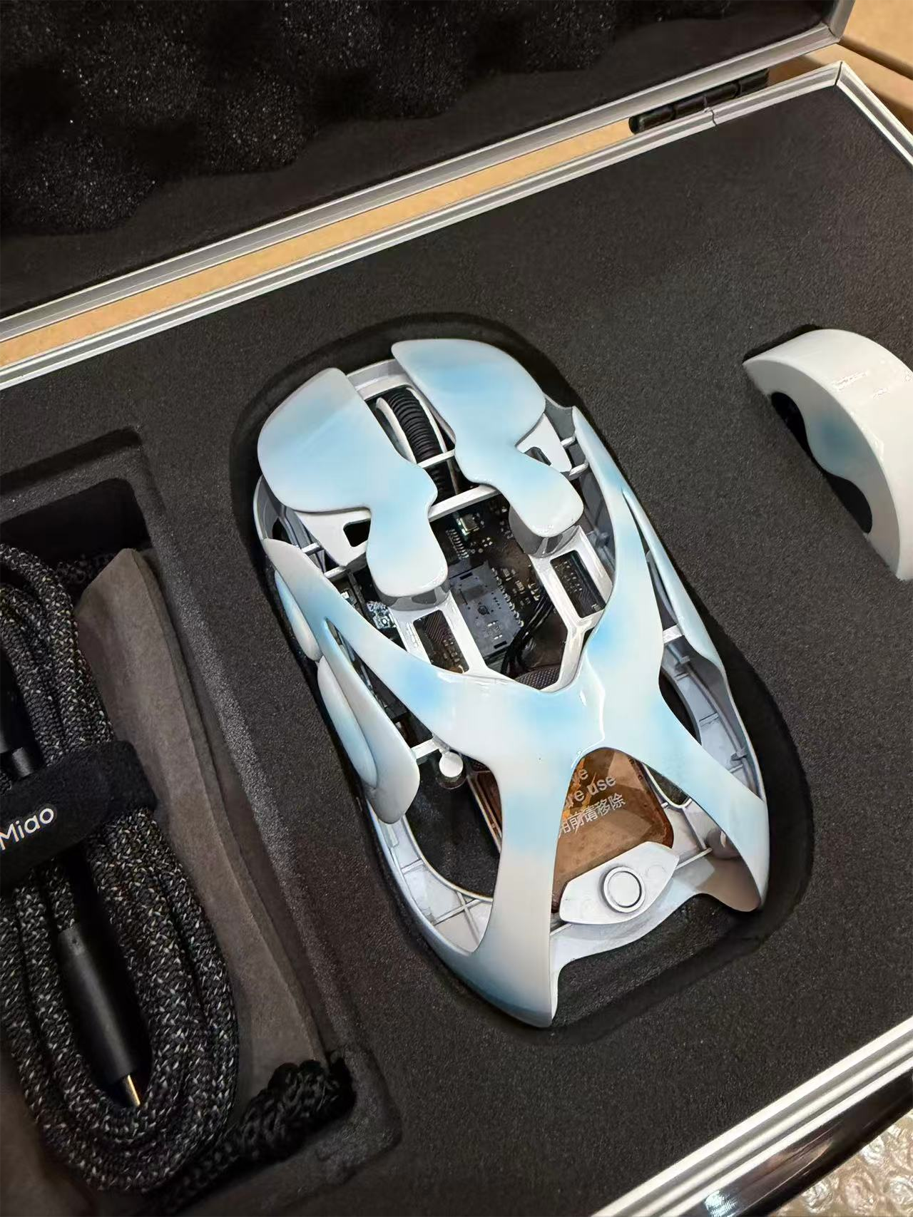 ANGRY MIAO AM Infinity Wireless Gaming Mouse – Custom Cloud Blue Edition | Ultra-Light 8K Performance