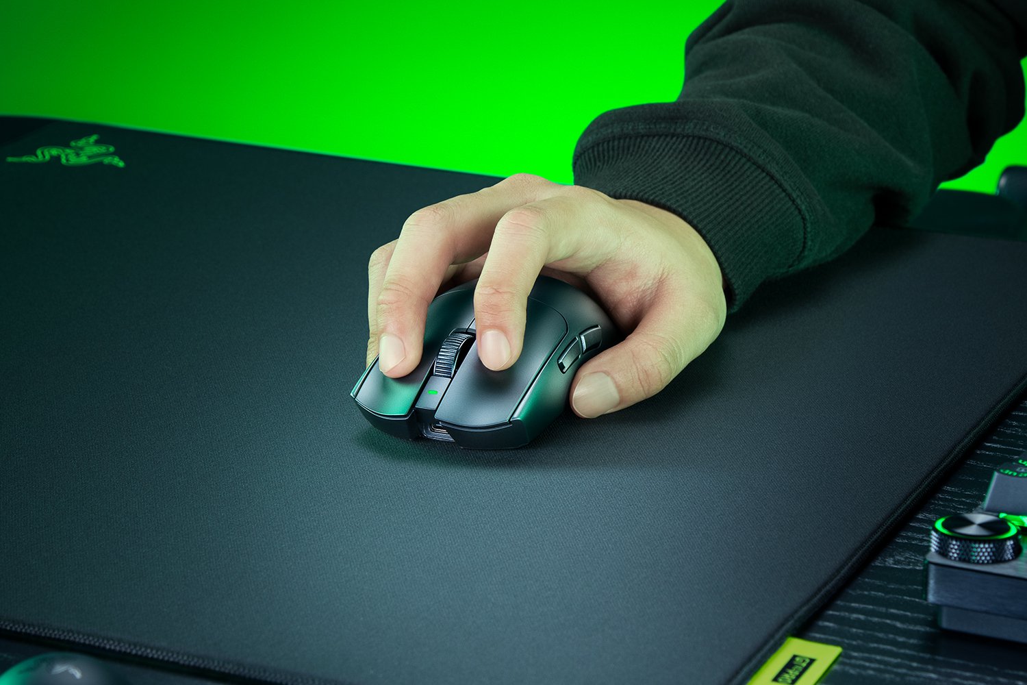Razer Viper V4 Pro Wireless Esports Gaming Mouse
